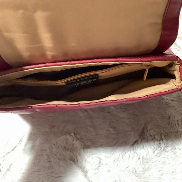 liz claiborne quilted red leather purse - Picture 6 of 12